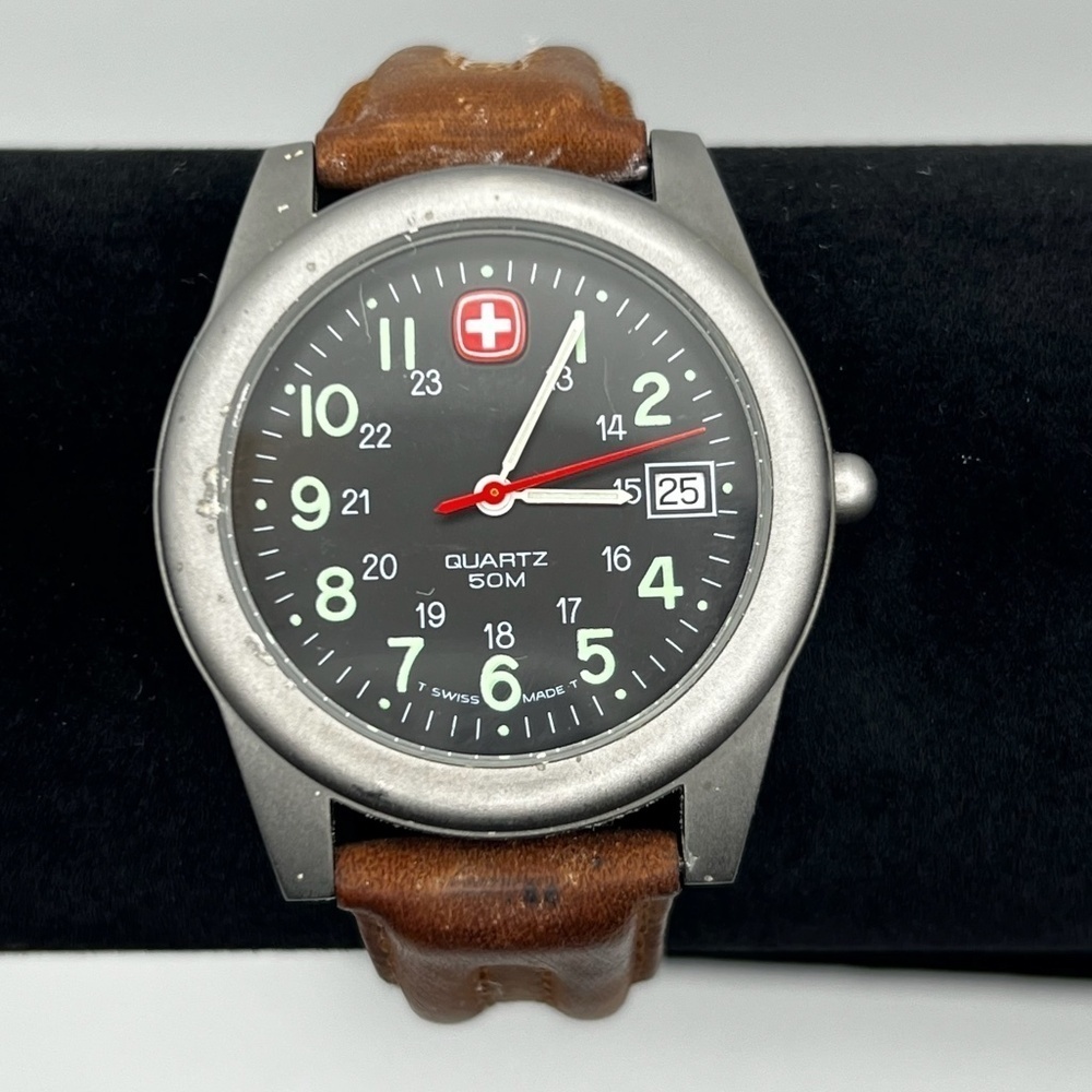 Vintage 1996 Wenger SAK Design Unlimited Marlboro Mens Watch Working
